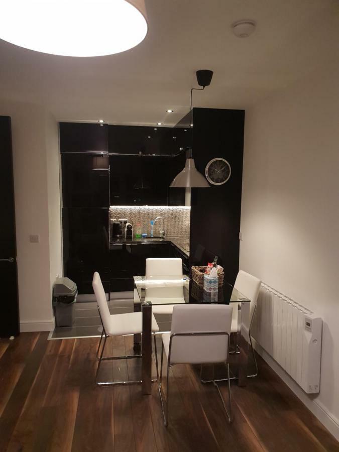 Apartment Silicon Docks Corporate